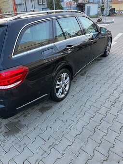 Mercedes e220 - 3