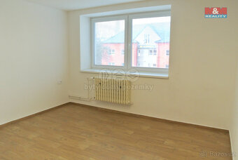 Pronájem kancelářského prostoru, 28 m², Semtín - 3