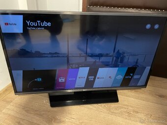 LG Smart TV 100cm - 3