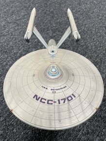 sleva USS Enterprise Diamond Select Khanův hněv - 3
