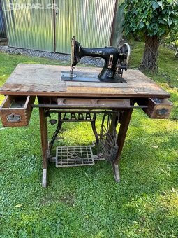 Šicí stroj Lada - 3