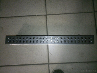 Slučovač Rozbočovač Behringer prvek - 3