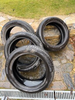 Letní pneu Pirelli zero 235/50 R19 99W - 3