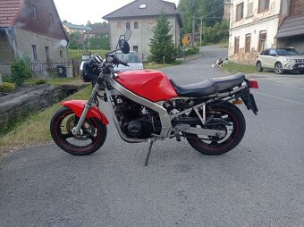 Suzuki GS 500 - 3