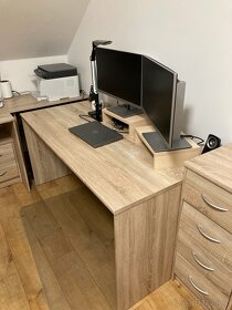 Kancelářské stoly - 3