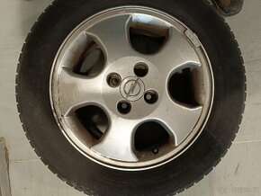 Letní pneumatiky Michelin 185/65 R15 + originál Opel disky - 3