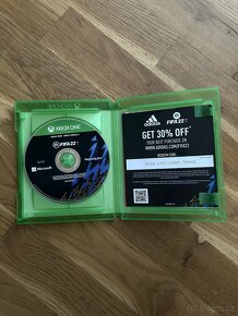 FIFA 22 (Xbox One/Series X) - 3
