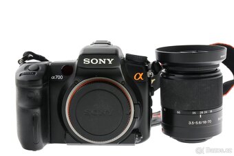Zrcadlovka Sony a700 + 18-70mm + příslušenství - 3