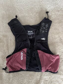 SILVA STRIVE 10 běžecká vesta vel. M - 3