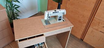 šicí stroj Lucznik 438 ( elektrický pohon) - 3