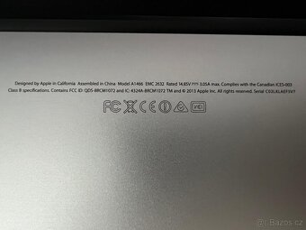 Apple MacBook Air 13” (Mid 2013) - 3