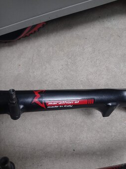Vidlice marzocchi bomber sl marathon 26 - 3