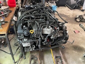 Motor VW Passat B8 kód motoru CRL - 3