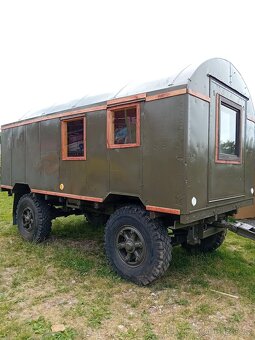 Vojenská Maringotka Mobilní po Rekonstrukci - 3
