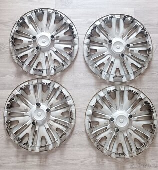 Poklice Volkswagen R15 - 3