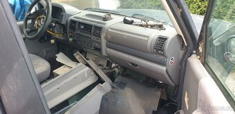 Land rover discovery 2 td5 - 3