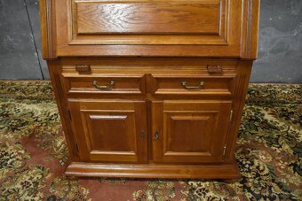 Masivní sekretář - 3