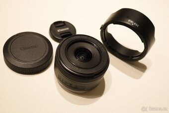 Canon RF 16 mm F2.8 STM - 3
