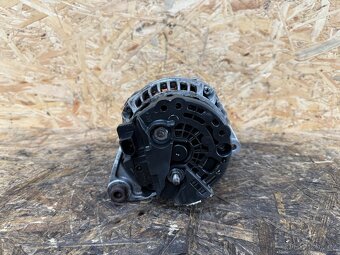 ALTERNÁTOR 2.5 TDI 0986044330 120A - 3