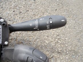 2x Přepínací páčky Peugeot 207 - 3