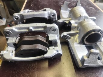 Renault Megane brzdové třmeny Bosch - 3