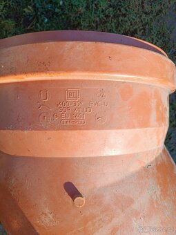 Kanalizační tvarovky DN 400 - 3