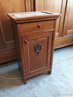 Staré skříně - 3