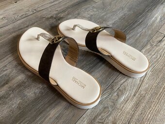 ŽABKY MICHAEL KORS - 3