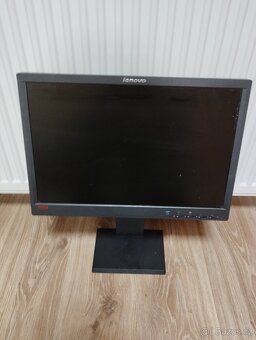 Lenovo Thinkvision LT2252P - 3