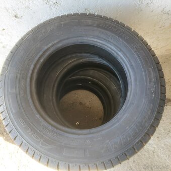 Michelin 215/70R15C - 3