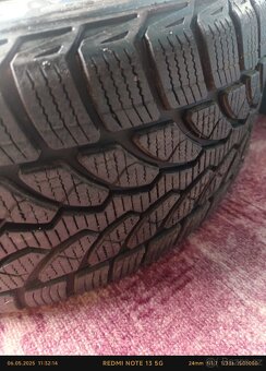 Bridgestone Blizzak 205/55 R16 91H na alu disku R16. - 3