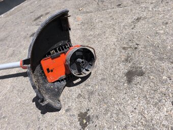 Strunová sekačka Black & Decker - 3