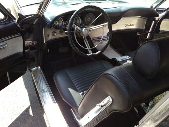 Ford Thunderbird - 3