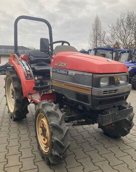 Japonský malotraktor Mitsubishi MT201, traktor 4x4 - 3