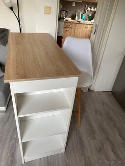 Prodám barový stůl i se židlí používané chvíli - 3