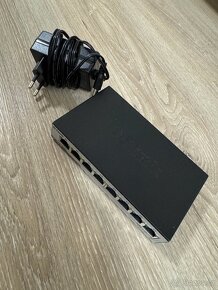 D-Link DGS-1100-08 (switch) - 3