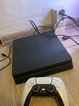 PlayStation 4 100% stav - 3