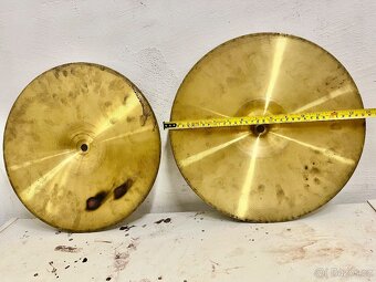 Amati 14" hi hat. - 3