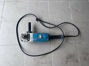 Prodám velkou úhlovou flexu Makitu - 3