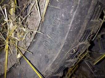 Pneumatiky, valník - 3