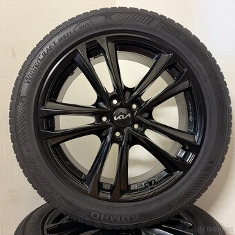 KIA SPORTAGE V 5x114,3 R19 ET49,5+ZIMNÍ 235/50R19 8/6mm - 3
