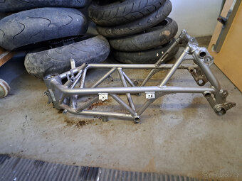 Rám Ducati 749s rok v. 2003 - 3
