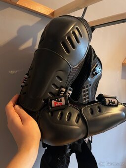 Chránič těla Emenrze EM7 - 3