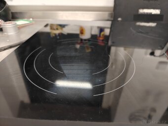 Sklokeramická varná deska Electrolux - 3