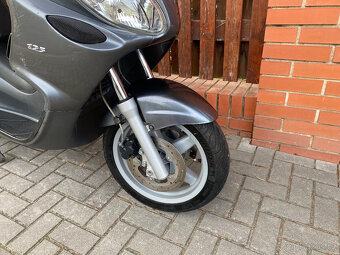 Piaggio X9 125 Evolution - 3