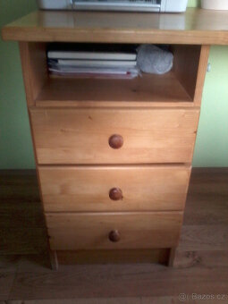 PSACÍ STŮL - BOROVICE - 3