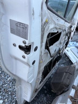 Levé přední dveře na Renault Trafi - 3