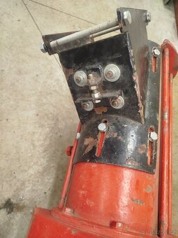 Šnekový štěpkovač,špalíkovač - 3