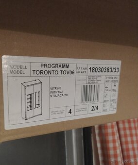 Vitrínová skříň Toronto - 3