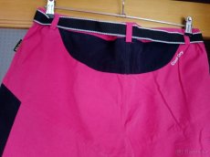 Dámské sportovní kalhoty růžové - 3